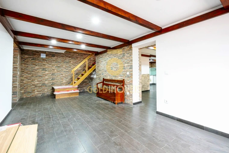 Moradia T3 para Venda em São Roque Foto 6