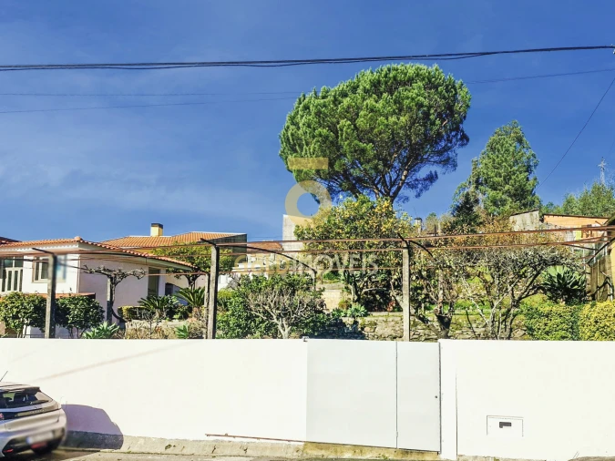 Moradia T3 para Venda em São Roque Foto 26