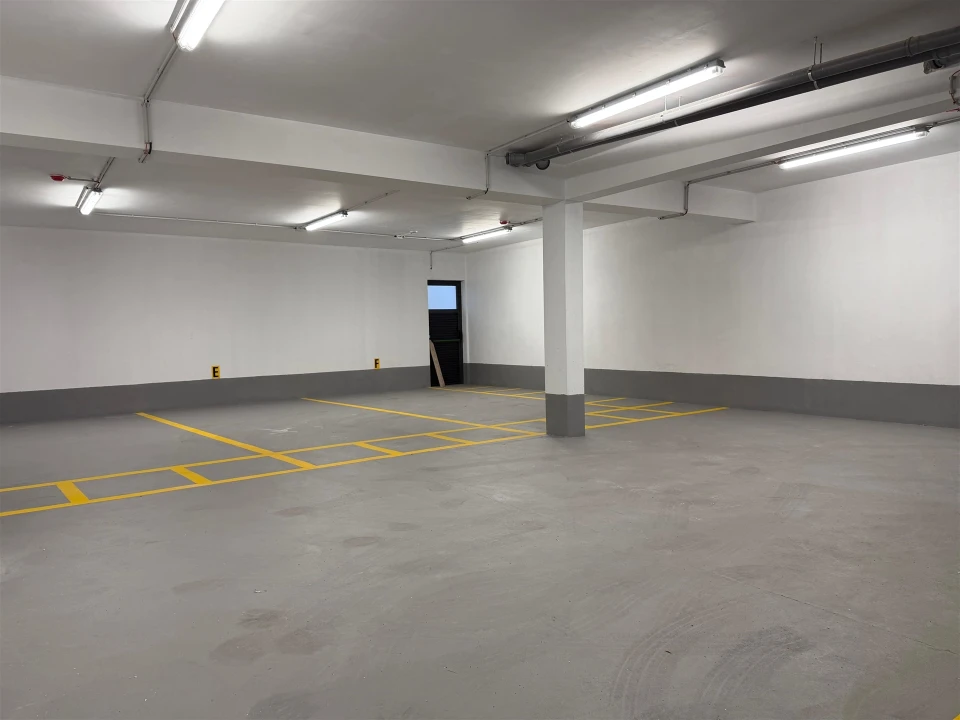 Apartamento T2 para Arrendamento em Lordelo do Ouro e Massarelos Foto 33