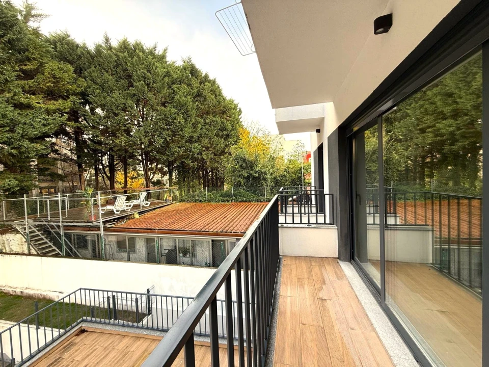 Apartamento T2 para Arrendamento em Lordelo do Ouro e Massarelos Foto 17