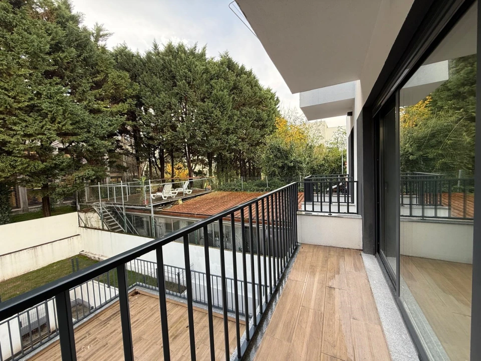 Apartamento T2 para Arrendamento em Lordelo do Ouro e Massarelos Foto 18