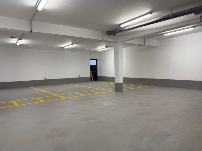 Apartamento T2 para Arrendamento em Lordelo do Ouro e Massarelos Foto 33