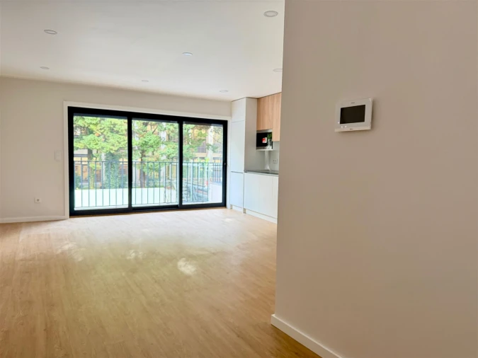 Apartamento T2 para Arrendamento em Lordelo do Ouro e Massarelos Foto 19