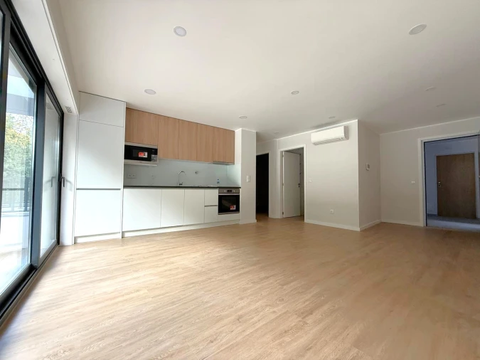 Apartamento T2 para Arrendamento em Lordelo do Ouro e Massarelos Foto 7