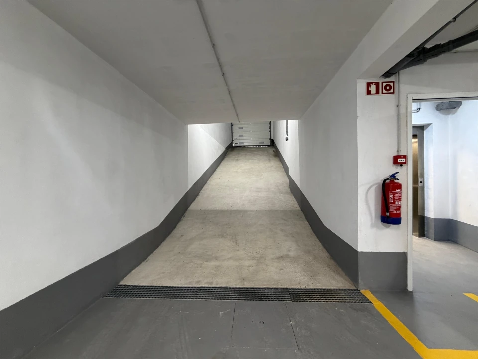 Apartamento T2 para Arrendamento em Lordelo do Ouro e Massarelos Foto 34