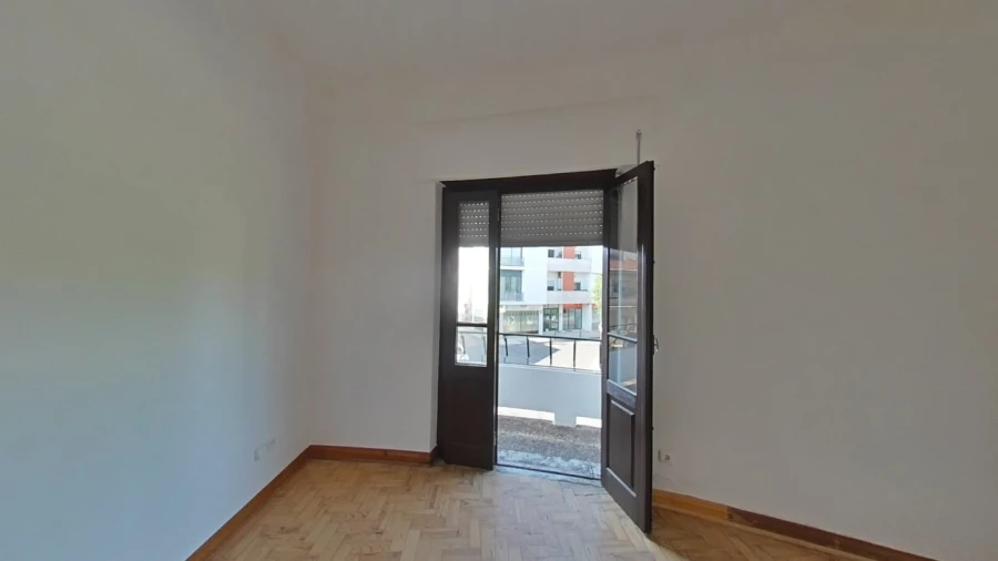 Apartamento T3 para Venda em Almeirim Foto 37