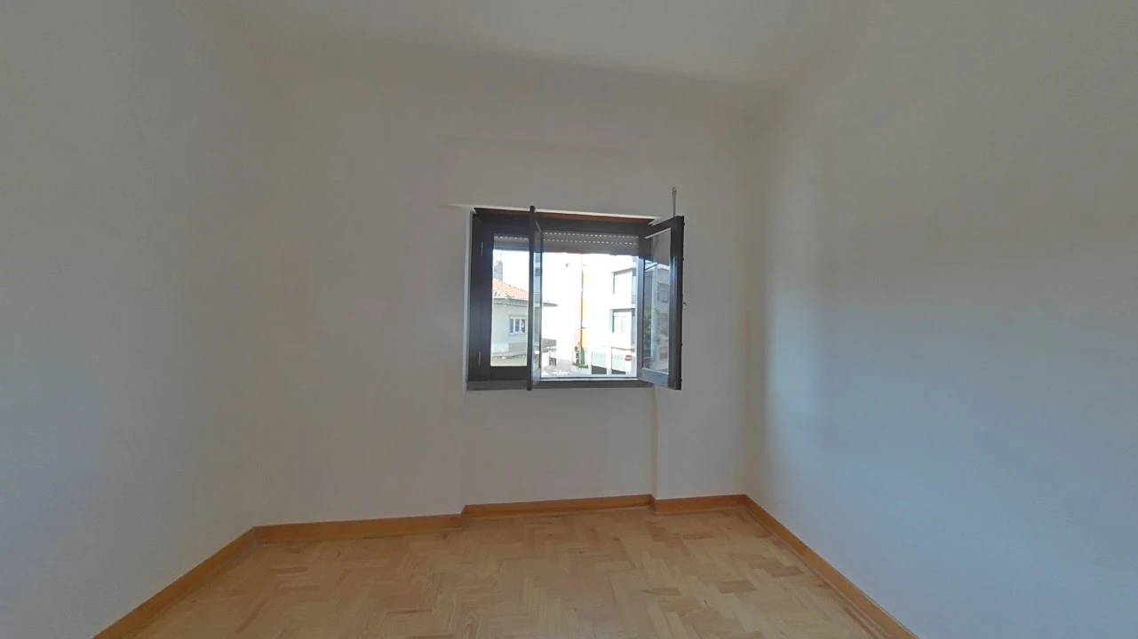Apartamento T3 para Venda em Almeirim Foto 47