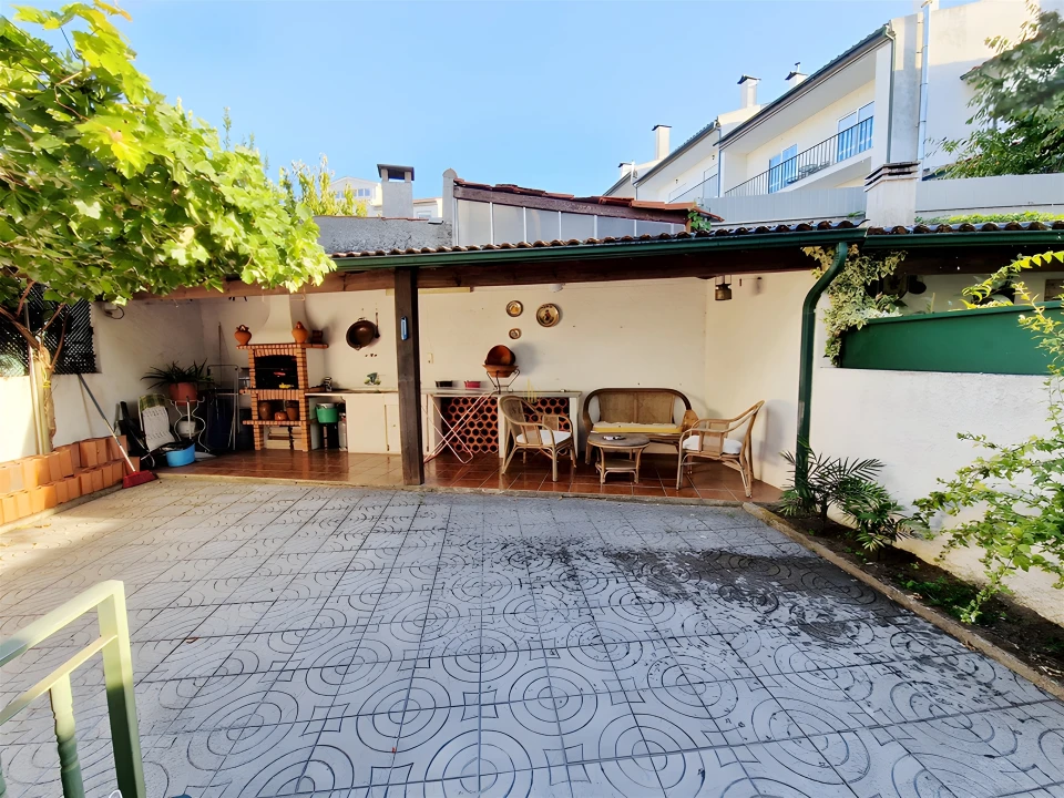 Moradia T5 para Venda em Viseu Foto 53