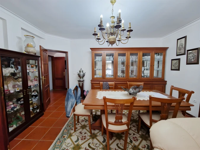 Moradia T5 para Venda em Viseu Foto 3