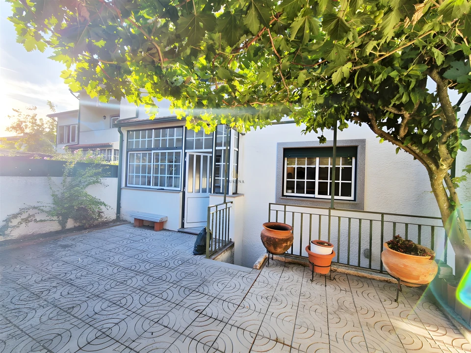 Moradia T5 para Venda em Viseu Foto 33