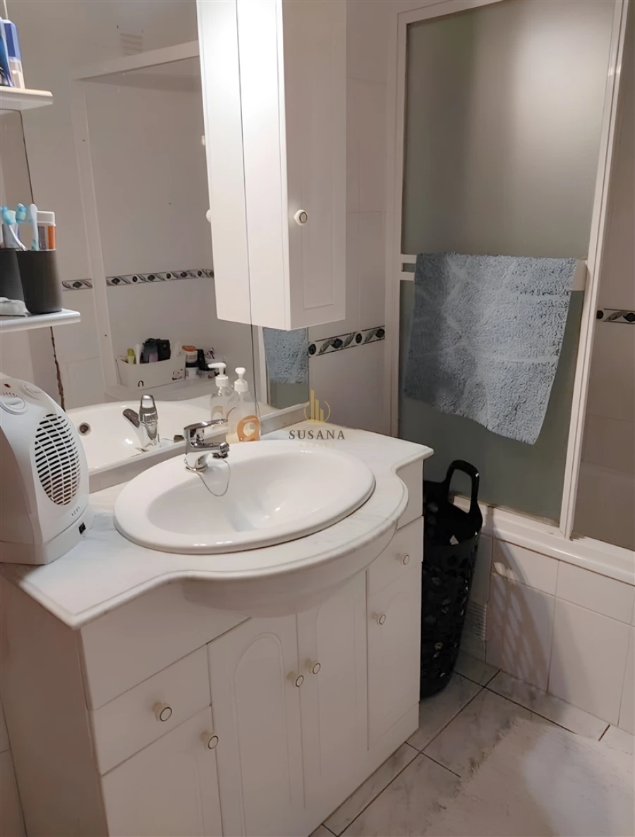 Apartamento T2 para Venda em Abraveses Foto 12