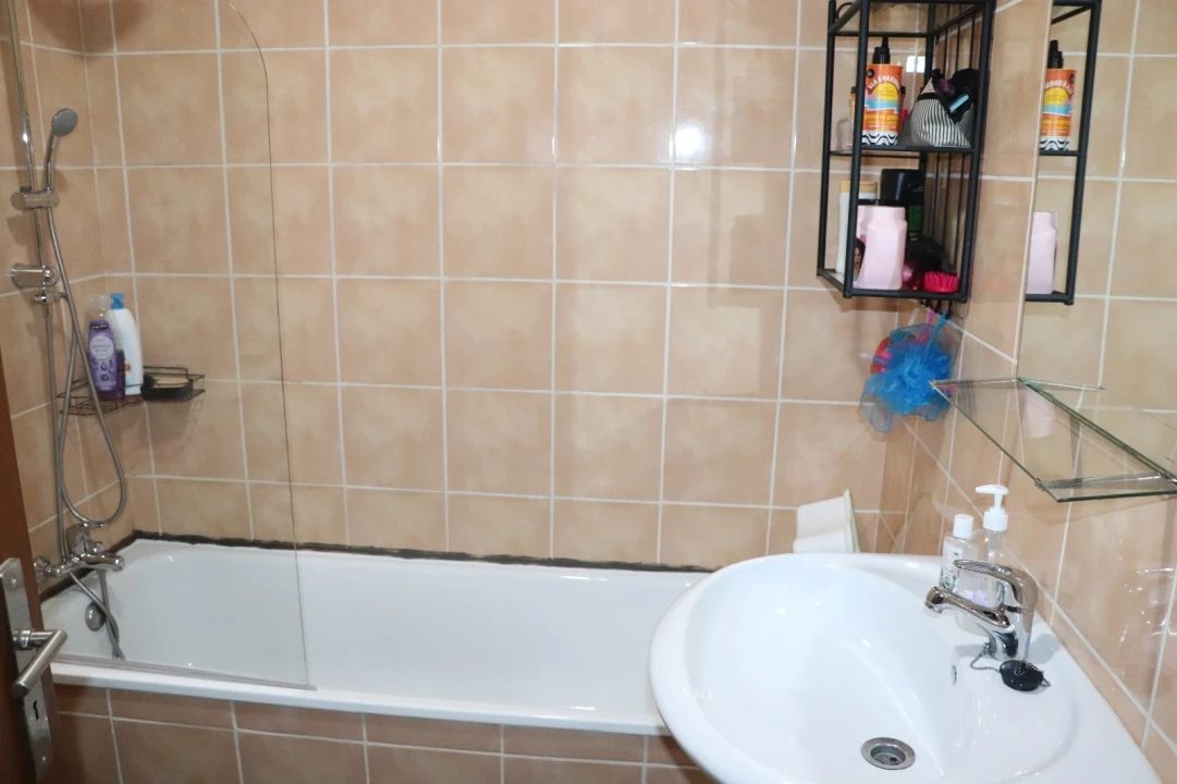 Apartamento T0 para Venda em Lustosa e Barrosas (Santo Estêvão) Foto 15