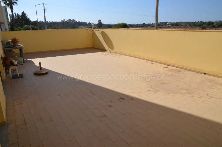 Apartamento T2 para Venda em Pechão Foto 26