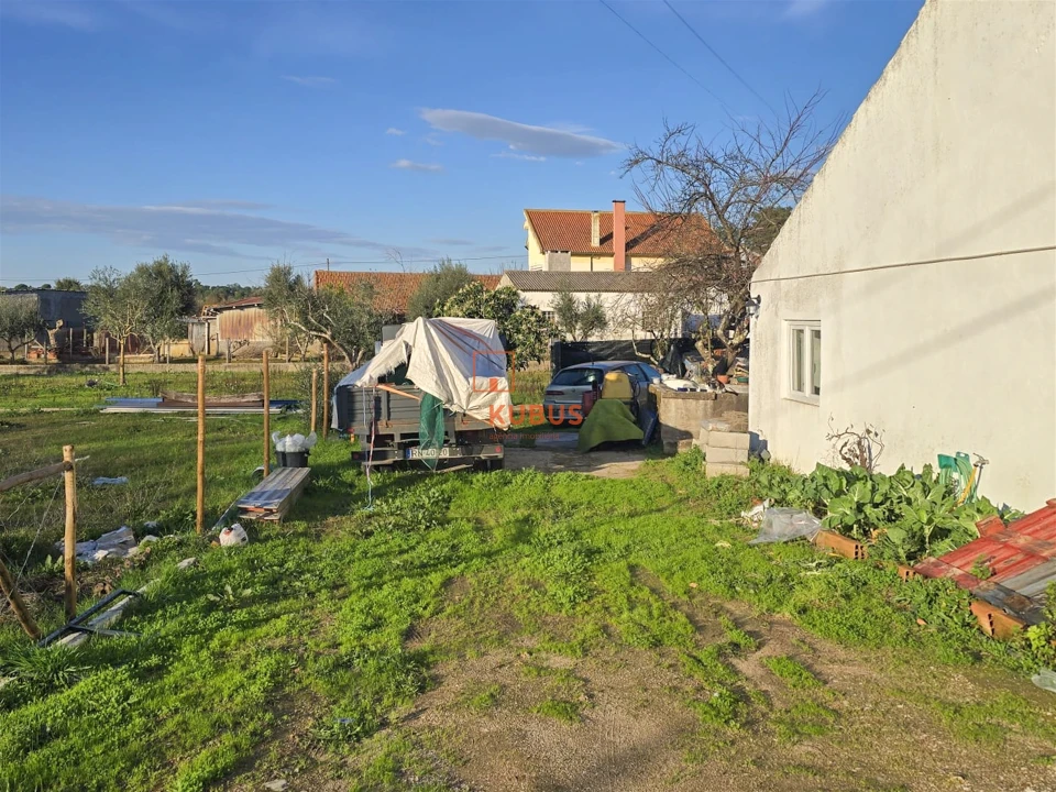 Moradia T2 para Venda em São Pedro de Tomar Foto 15