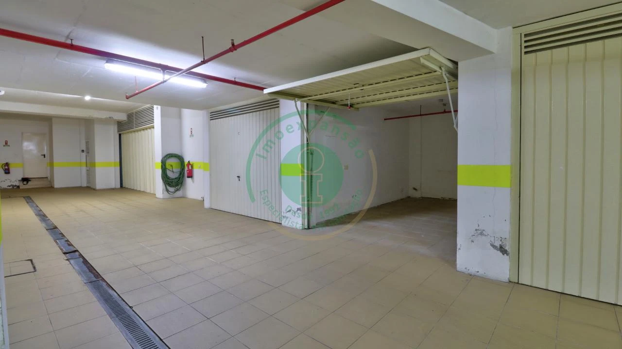 Garagem para Arrendamento em Buarcos Foto 17