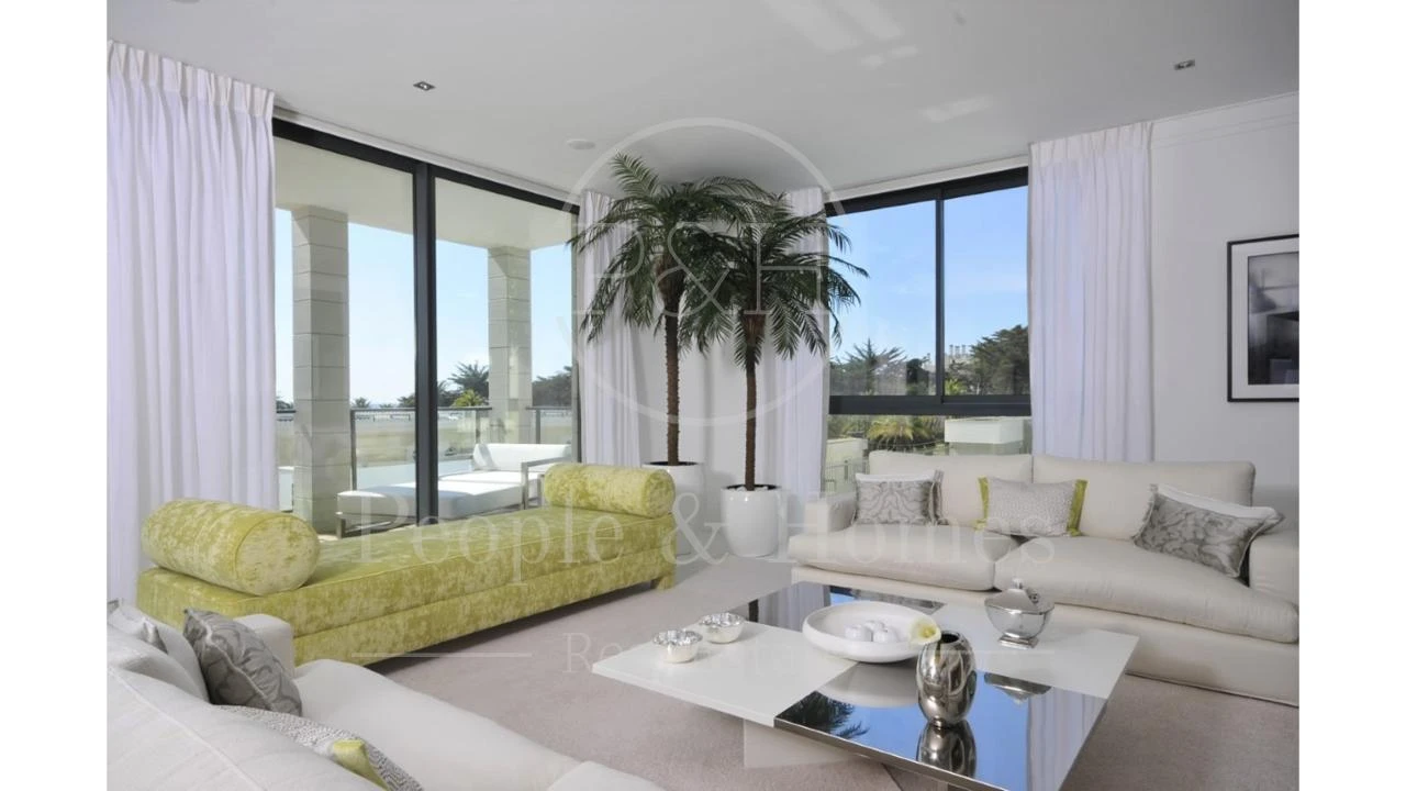 Apartamento T3 para Venda em Cascais e Estoril Foto 11