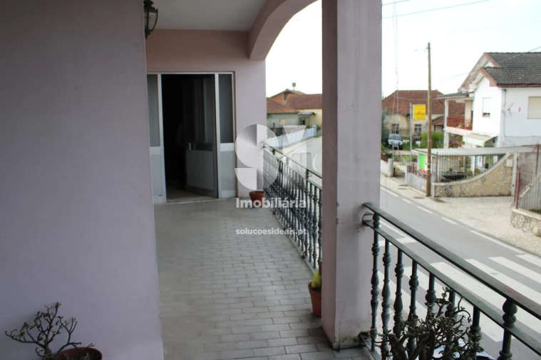 Moradia T3 para Venda em São Lourenço do Bairro Foto 24