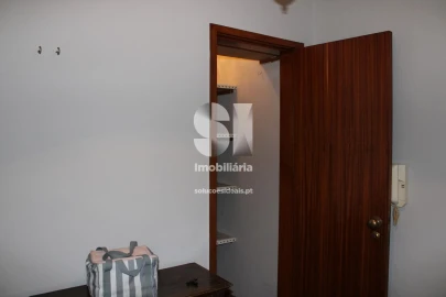Apartamento T2 para Arrendamento em Esgueira