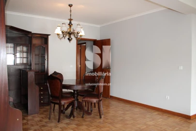 Apartamento T2 para Arrendamento em Esgueira