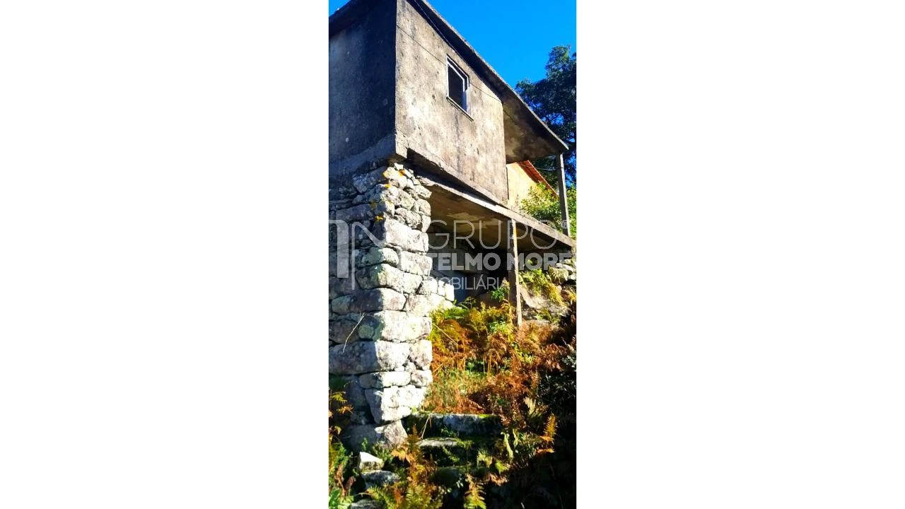 Moradia T10 para Venda em Valongo do Vouga Foto 11