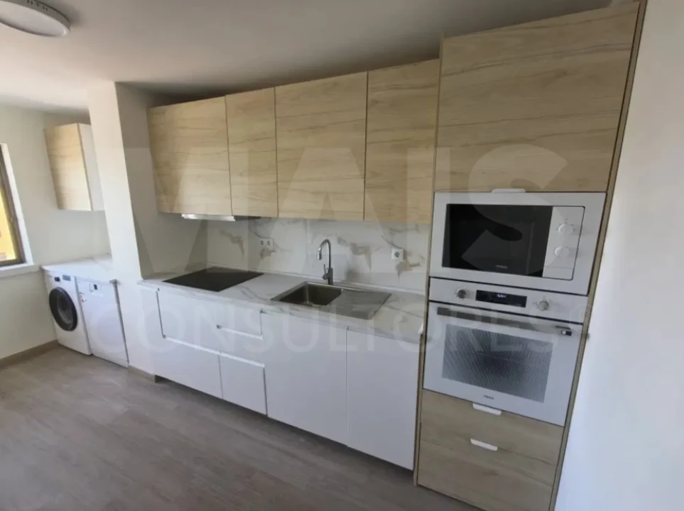 Apartamento T2 para Venda em Queluz e Belas Foto 1