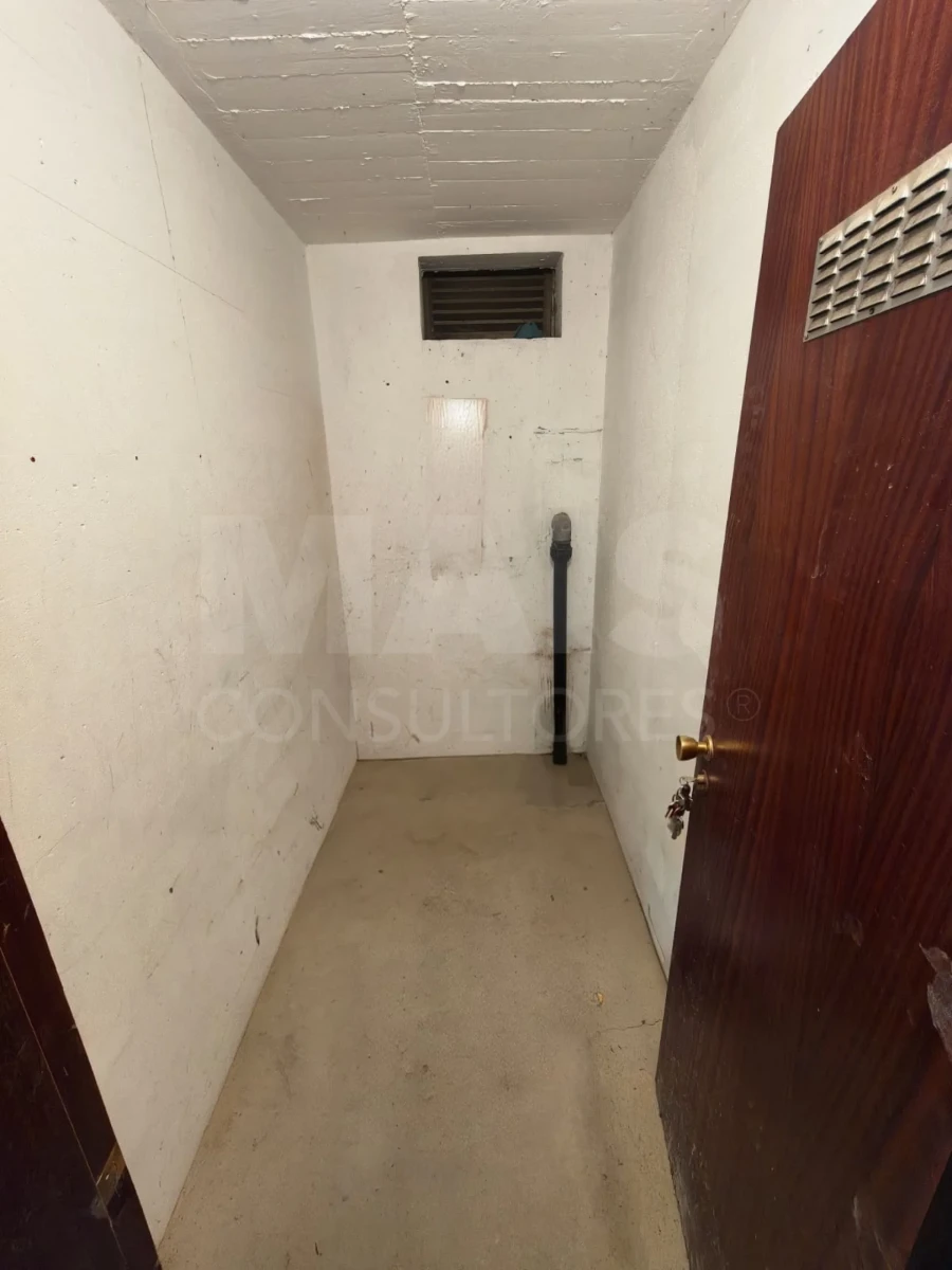Apartamento T2 para Venda em Queluz e Belas Foto 3
