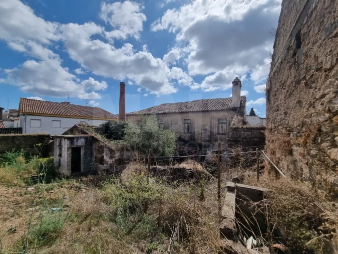 Prédio para Venda em Mouriscas Foto 2