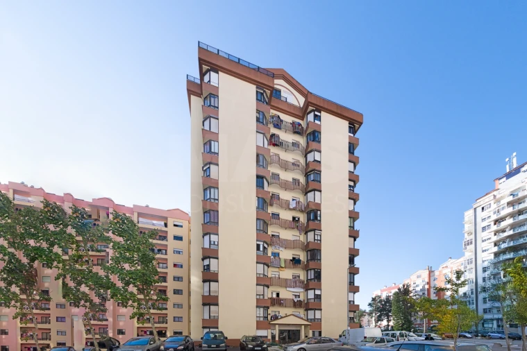 Apartamento T2 para Venda em Algueirão-Mem Martins Foto 11