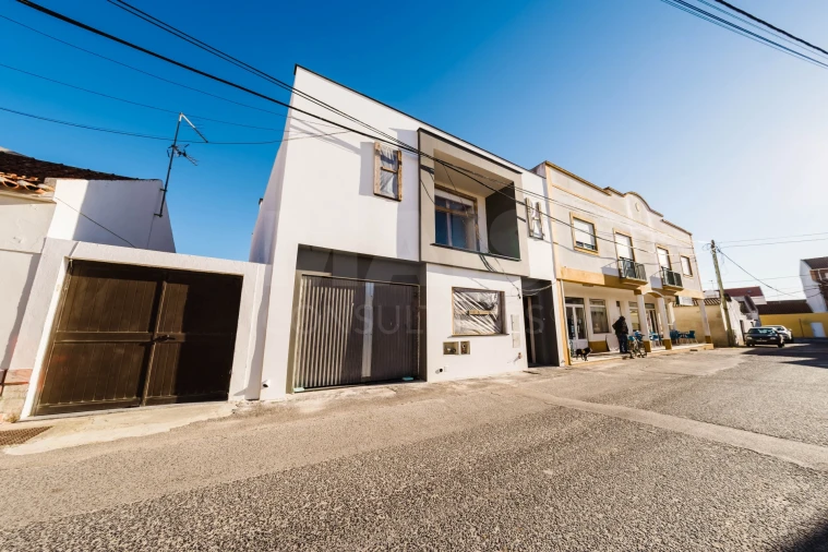 Moradia T4 para Venda em Ferrel