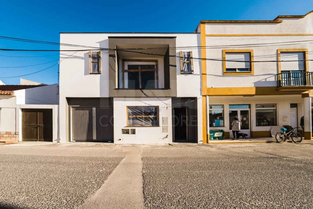 Moradia T4 para Venda em Ferrel Foto 3