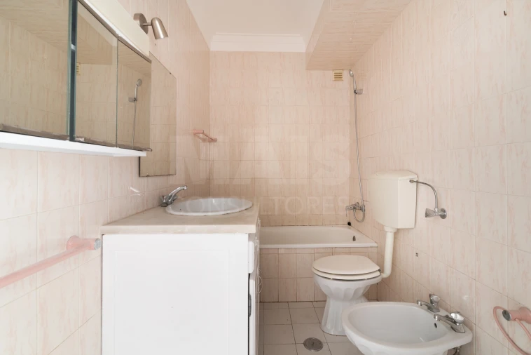 Apartamento T1 para Venda em São João das Lampas e Terrugem Foto 2