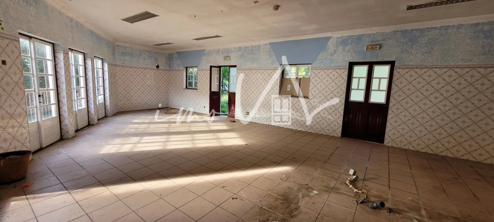 Loja para Venda em Aguda Foto 11