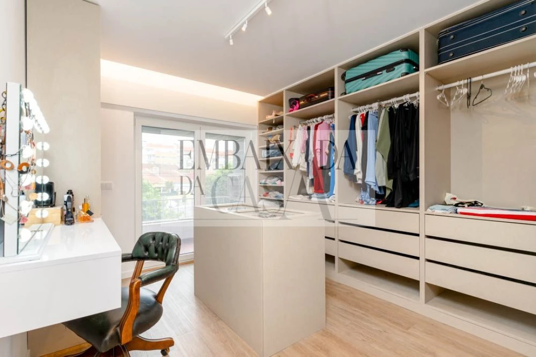 Moradia T3 para Venda em Carcavelos e Parede Foto 26