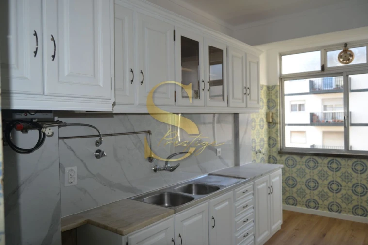 Apartamento T3 para Venda em Leiria, Pousos, Barreira e Cortes Foto 7