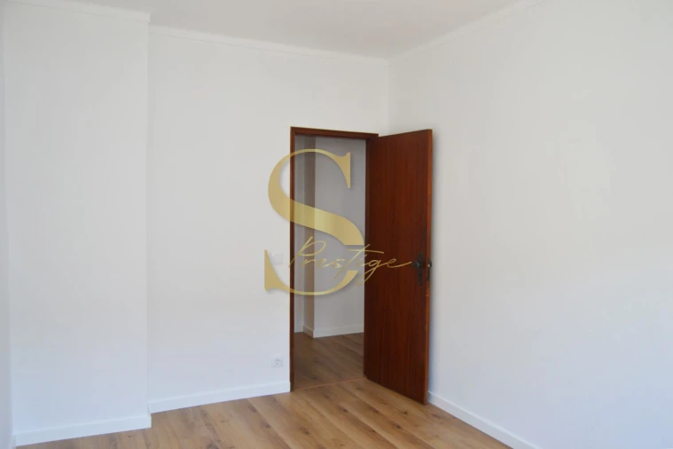 Apartamento T3 para Venda em Leiria, Pousos, Barreira e Cortes Foto 31