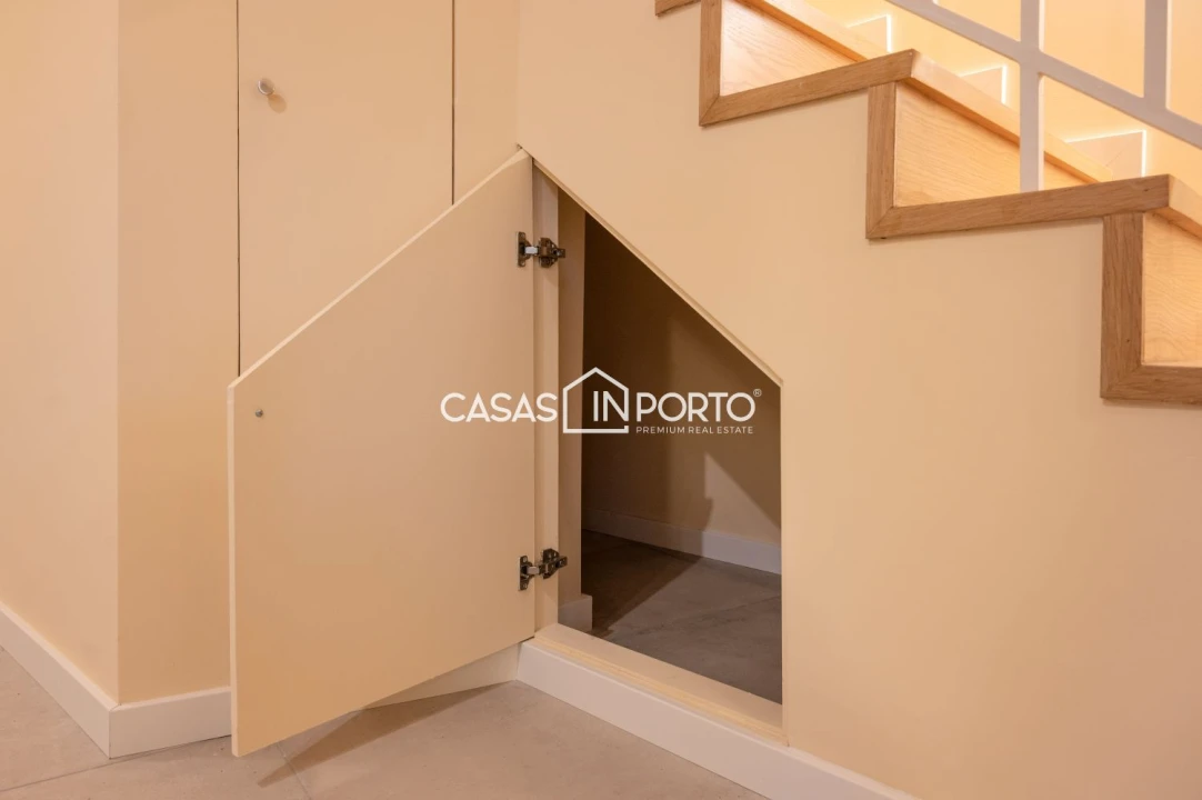 Moradia T2 para Arrendamento em Lordelo do Ouro e Massarelos Foto 22