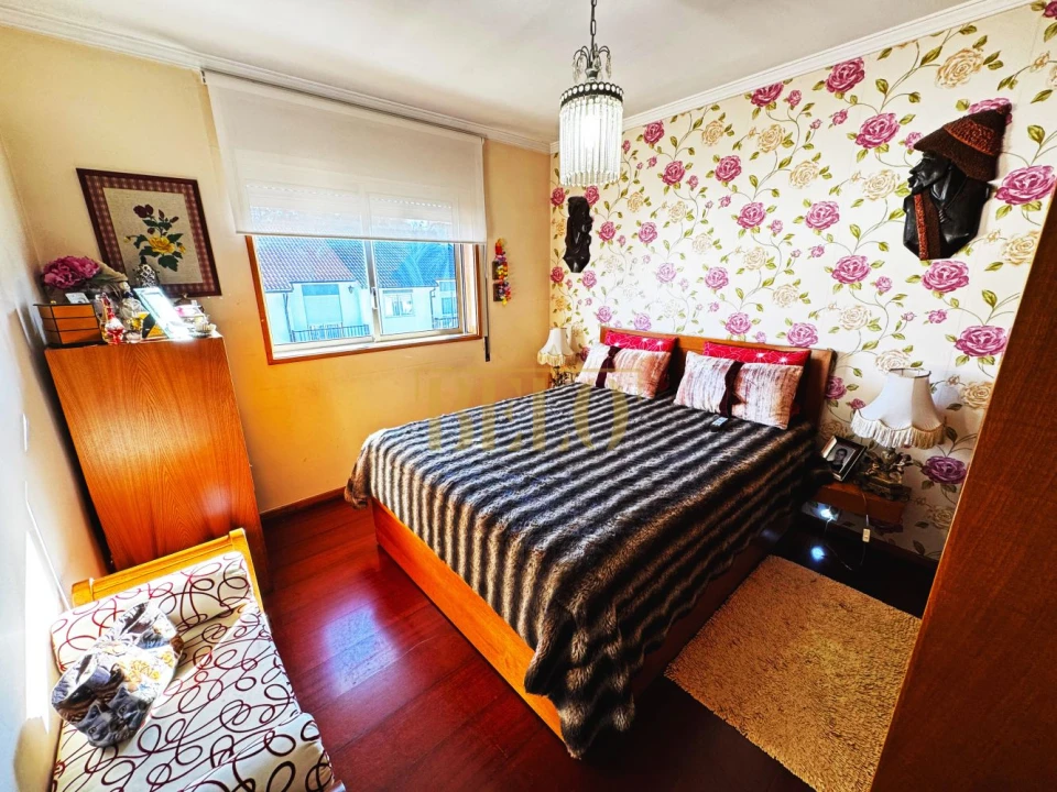 Moradia T3 para Venda em Castêlo da Maia Foto 18