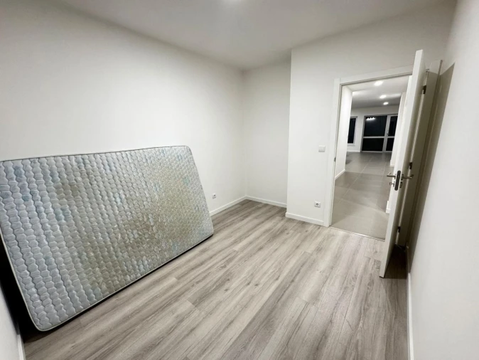 Apartamento T3 para Venda em Mafamude e Vilar do Paraíso Foto 7