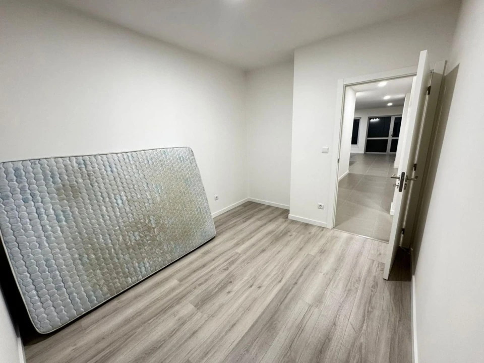 Apartamento T3 para Venda em Mafamude e Vilar do Paraíso Foto 7