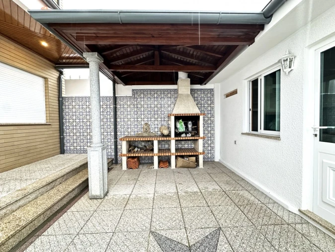 Moradia T5 para Venda em Cidade da Maia Foto 53