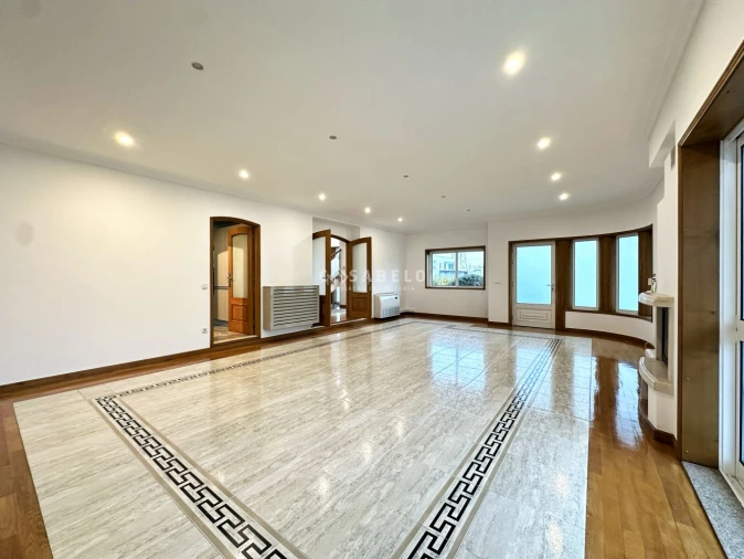 Moradia T5 para Venda em Cidade da Maia Foto 11