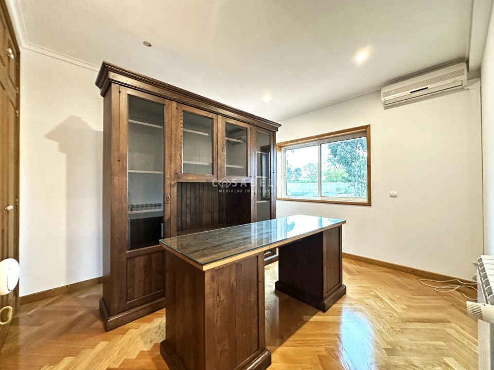 Moradia T5 para Venda em Cidade da Maia Foto 27