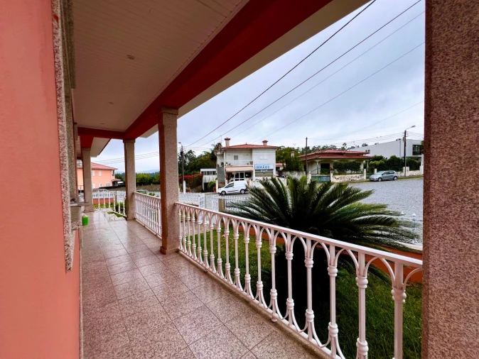 Moradia T3 para Venda em Nine Foto 38