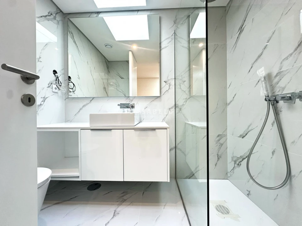 Moradia T3 para Venda em Cidade da Maia Foto 27