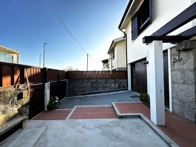 Moradia T3 para Venda em Labruge Foto 4