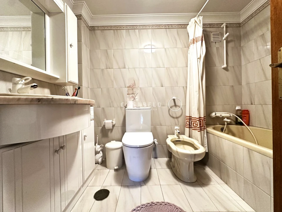 Moradia T3 para Venda em Labruge Foto 27