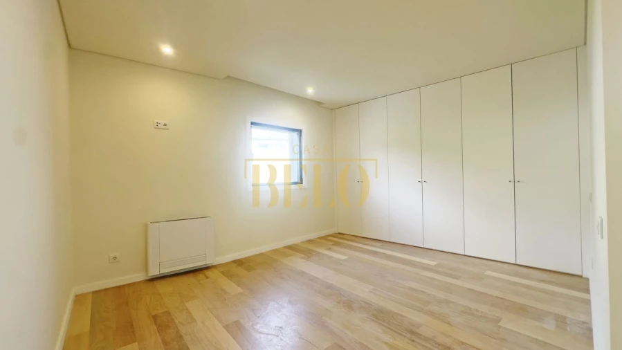 Moradia T4 para Venda em Cidade da Maia Foto 17