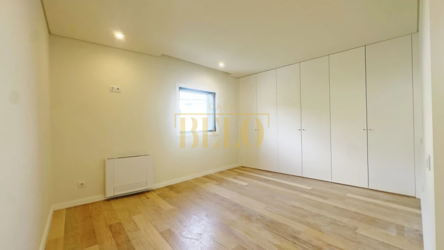 Moradia T4 para Venda em Cidade da Maia Foto 17