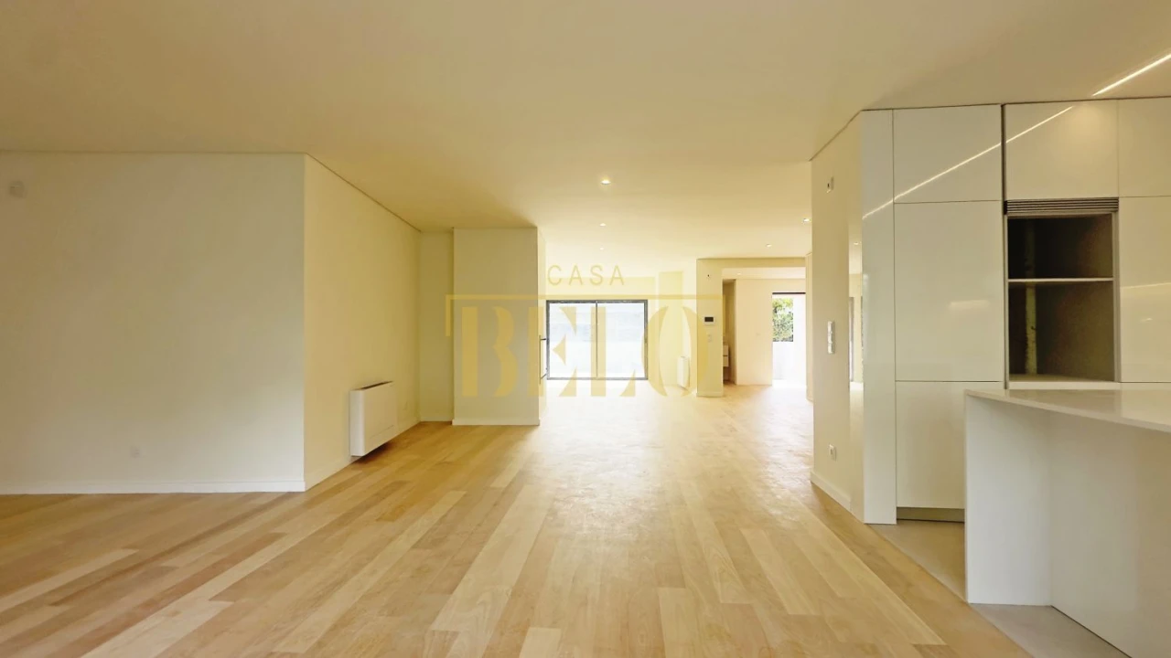 Moradia T4 para Venda em Cidade da Maia Foto 1