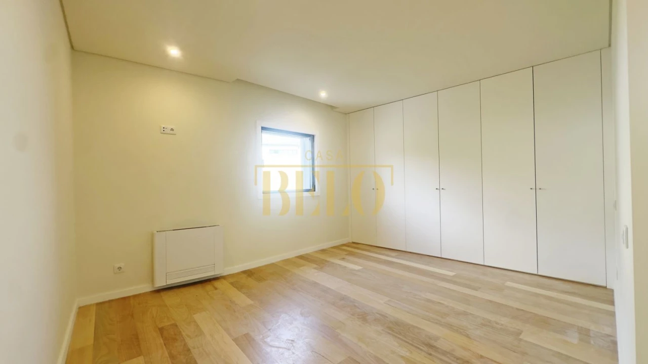 Moradia T4 para Venda em Cidade da Maia Foto 17